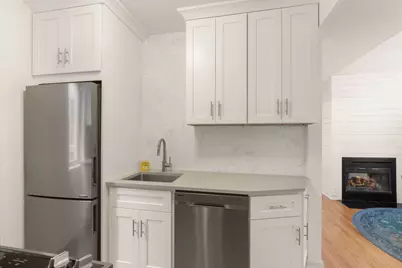 3134 N Clifton Avenue #3E, Chicago, IL 60657 - Photo 8