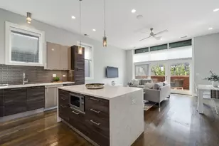 1224 W Ohio St, Chicago, IL 60642 - Photo 2