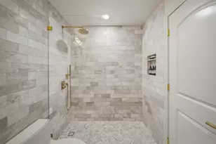 111 E Chestnut St, Chicago, IL 60611 - Photo 60