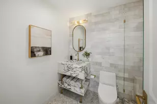 111 E Chestnut St, Chicago, IL 60611 - Photo 58