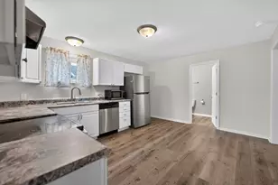 705 S 3rd St, Oregon, IL 61061 - Photo 6