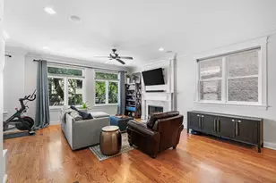 3340 N Damen Ave, Chicago, IL 60618 - Photo 4
