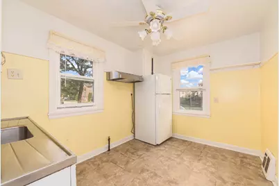 3354 N Paris Avenue, Chicago, IL 60634 - Photo 6