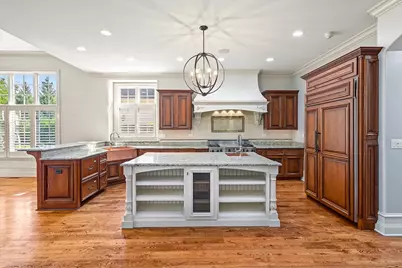 849 E Hillside Road, Naperville, IL 60540 - Photo 8