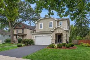1110 Chestnut St, Deerfield, IL 60015 - Photo 1