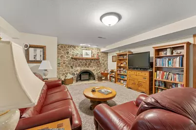 2000 Spruce Lane, Monticello, IL 61856 - Photo 34