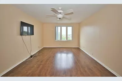 7601 Lincoln Avenue #502, Skokie, IL 60077 - Photo 22