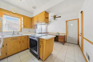 5434 S Neenah Ave, Chicago, IL 60638 - Photo 10