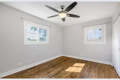 2050 Shepard Road, Hoffman Estates, IL 60169 - Photo 12