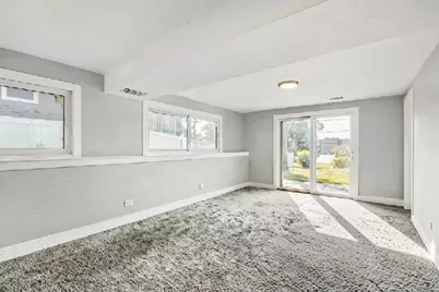2050 Shepard Road, Hoffman Estates, IL 60169 - Photo 20