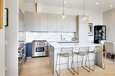 2405 W Iowa Street #402, Chicago, IL 60622 - Photo 8