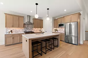 11167 Lizmore Ln, Orland Park, IL 60467 - Photo 12