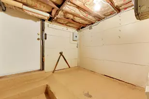 4149 N Ridgeway Ave, Chicago, IL 60618 - Photo 38