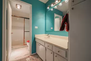 1105 N Mill St, Naperville, IL 60563 - Photo 22