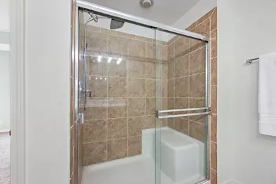 1196 Evergreen Avenue, Des Plaines, IL 60016 - Photo 18