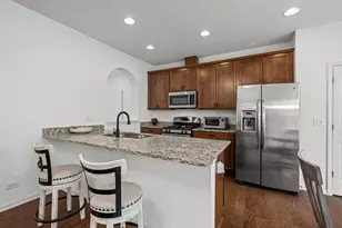 1196 Evergreen Ave, Des Plaines, IL 60016 - Photo 6