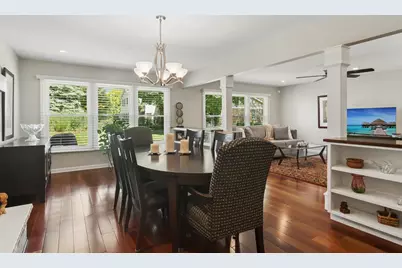 1012 W Mallard Drive, Palatine, IL 60067 - Photo 6