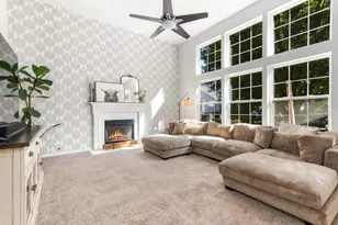 615 Manhattan Cir, Oswego, IL 60543 - Photo 4