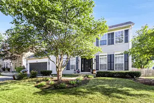 615 Manhattan Cir, Oswego, IL 60543 - Photo 1