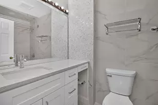813 Hyde Park Ln, Naperville, IL 60565 - Photo 14