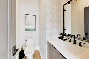 2657 W Belden Ave, Chicago, IL 60647 - Photo 14
