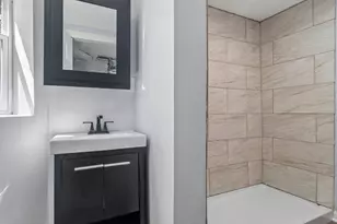 4331 W Adams St, Chicago, IL 60624 - Photo 8