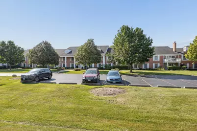 112 Carriage Way Drive #110A, Burr Ridge, IL 60527 - Photo 2
