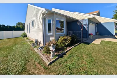 801 W McKinley Road, Ottawa, IL 61350 - Photo 2