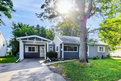 5705 Aubrey Terrace, Downers Grove, IL 60516 - Photo 2