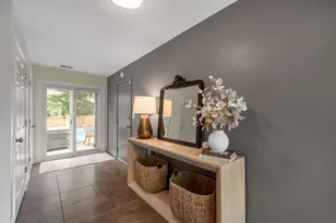805 Indigo Ct, Lake Zurich, IL 60047 - Photo 4