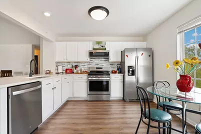 2191 Vanderbilt Drive #2191, Geneva, IL 60134 - Photo 6