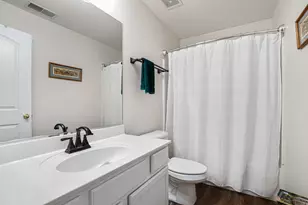 2191 Vanderbilt Dr, Geneva, IL 60134 - Photo 12