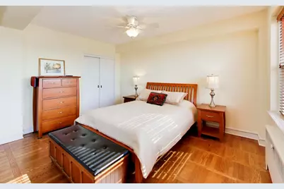 1585 Ridge Avenue #505, Evanston, IL 60201 - Photo 16