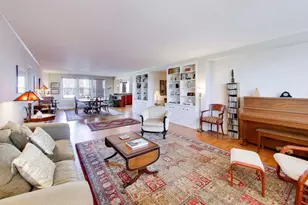 1585 Ridge Ave, Evanston, IL 60201 - Photo 8
