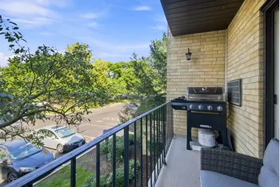 7231 Wolf Road #208, Indian Head Park, IL 60525 - Photo 16