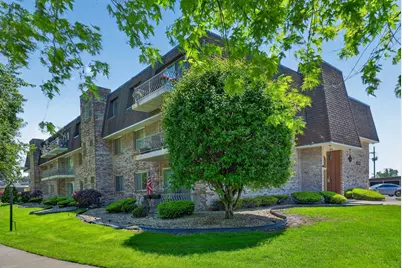 3235 S Manor Drive #104, Lansing, IL 60438 - Photo 2