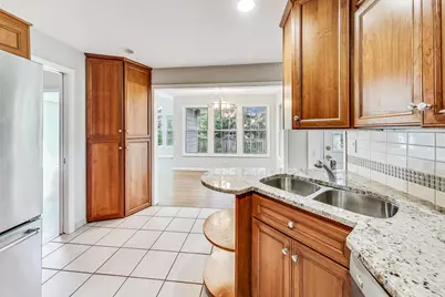 125 N Prospect Avenue, Clarendon Hills, IL 60514 - Photo 20
