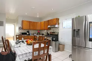 2844 N Damen Ave, Chicago, IL 60618 - Photo 4