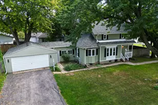 211 West St, Monroe Center, IL 61052 - Photo 1