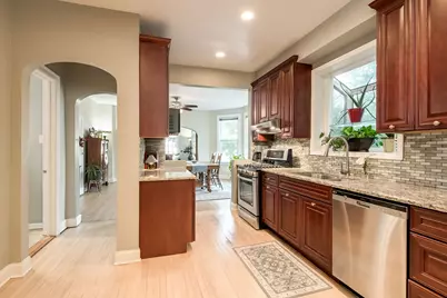 245 Elgin Avenue, Forest Park, IL 60130 - Photo 10