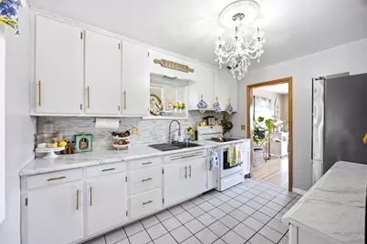 724 Hastings Street, Elgin, IL 60120 - Photo 6