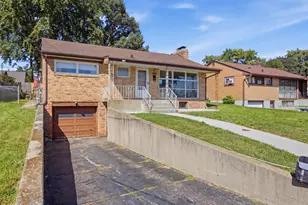 724 Hastings St, Elgin, IL 60120 - Photo 1