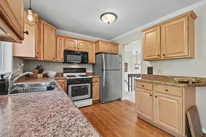 40020 N Adelphi Avenue, Beach Park, IL 60099 - Photo 10