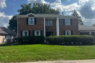 1609 Barry Ln, Glenview, IL 60025 - Photo 1