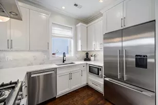1908 W Belmont Ave, Chicago, IL 60657 - Photo 10