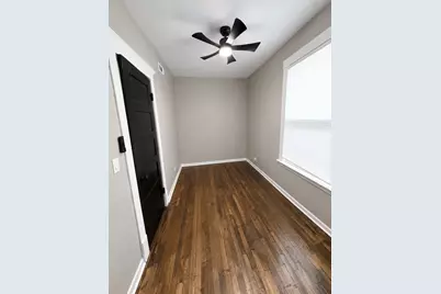 8153 S South Shore Drive, Chicago, IL 60617 - Photo 16