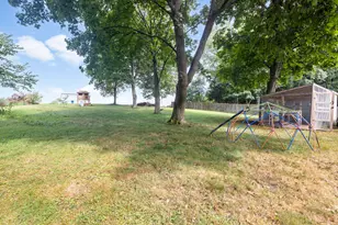 40W754 Route 64 Hwy, Wasco, IL 60183 - Photo 14