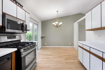 235 Indianwood Lane, West Chicago, IL 60185 - Photo 10