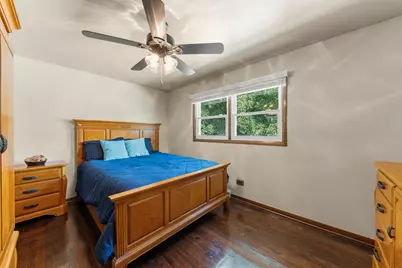 9204 Parkside Avenue, Oak Lawn, IL 60453 - Photo 14