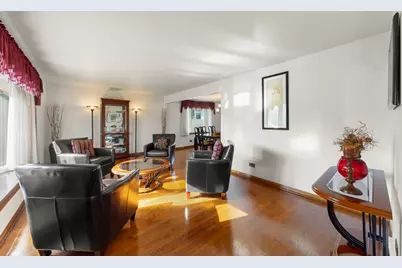 9204 Parkside Avenue, Oak Lawn, IL 60453 - Photo 4